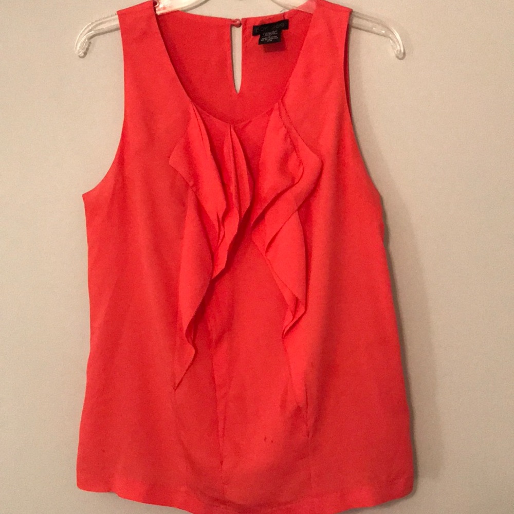 peach tank top